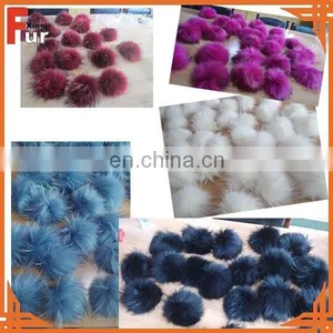 China Supplier Genuine Raccoon Fur Pom Poms thumbnail-2