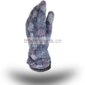 Touch Friendly Waterproof Warm Gloves thumbnail-3