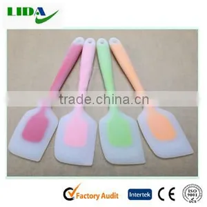 2 Colors Perfect Beautiful Design Flexible Translucent Silicone Spatula KIT307 thumbnail-1