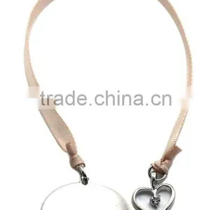 Heart Charm Metal Bookmarks With Ribbon, Made of Alloy and Crystal thumbnail-1