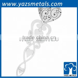 Fashionista Chic Bookmark thumbnail-1