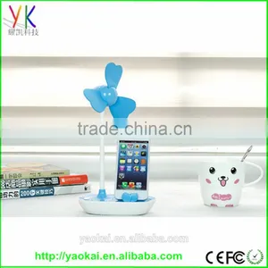 Four-Leaf Clover Soft Blade USB Mini Desktop Fan With Phone Holder+AC Adapter thumbnail-4