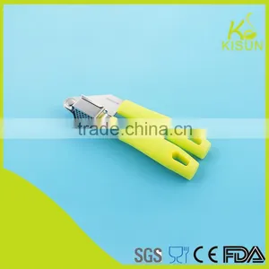 Fruit & Vegetable Tool Stainless Steel Garlic Press With Plastic Handle thumbnail-3