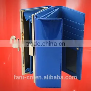Fashion Heart Shape Metal With Diamond Design Long Clutch Leather Wallet and Purse for Ladies thumbnail-5
