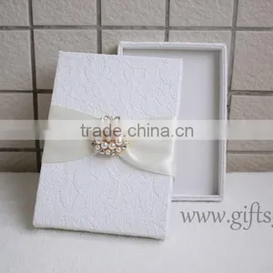 Luxury Handmade Wedding Invitation Card Box With Rhinestone thumbnail-4