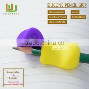 Wholesale Custom Colour Silicone Pencil Grip Descriptions Useful for Child Development Let Drawing More Relaxed thumbnail-1