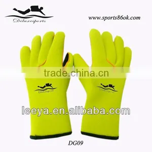 Fluo Yellow Diving Gloves Custom Neoprene Gloves Sports Gloves thumbnail-1