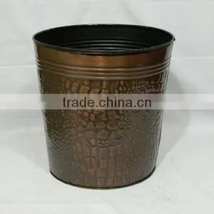 Iron Planter thumbnail-1