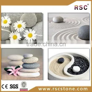Black and White Garden Pebble Stone Decoration thumbnail-1