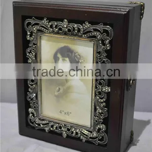 Wooden Box Photo Frame thumbnail-1