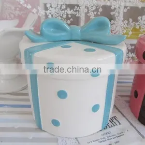 Wedding Decora Ceramic Mini Suitcase Gift Box thumbnail-2