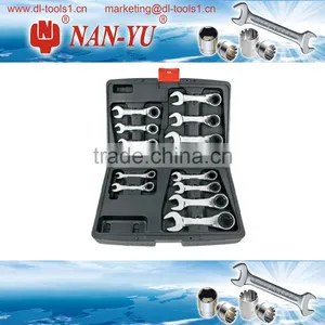 Stubby Reversible 72 Teeth Ratchet Handle Wrench Set thumbnail-1