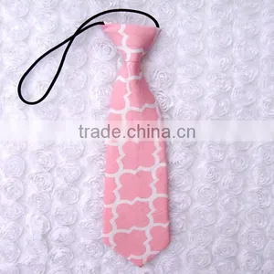 Hot Pink Quatrefoil Cute Baby Tie Pattern thumbnail-1