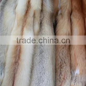 Top Quality Natural Color Red Fox Skin Natural Fur For Garment Wholepieces thumbnail-1