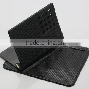PU Metal Sticky Pads Car Bracket Phone Holder Stand for Phone GPS Tablet 360 Degree Anti Slip Mats thumbnail-2