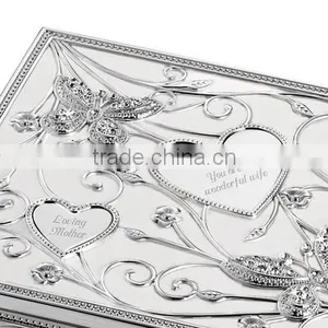 Factory Direct Supply Luxury Custom Logo Printed Antique Metal Jewelry Box thumbnail-3