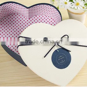 2016 Fashinable Empty Heart Shape Cardboard Gift Box With Ribbon thumbnail-4