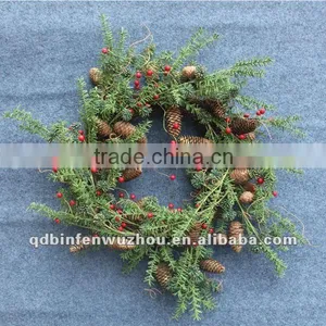 20'' Artificial Decorative Christmas Door Wreath Ornament thumbnail-1
