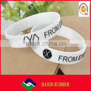 Fashin Plastic Lock Wristband thumbnail-1