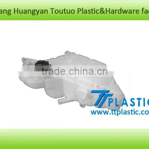 Truck Radiator Expansion Tank Factory Supplier thumbnail-1