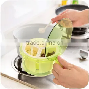 New Design 4 Cases Round Plastic Spice Bottles Wholesale Spice Box Seasoning Box thumbnail-2