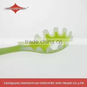 Factory Price Food Grade Silicone Spaghetti Server With Soft Grip thumbnail-3