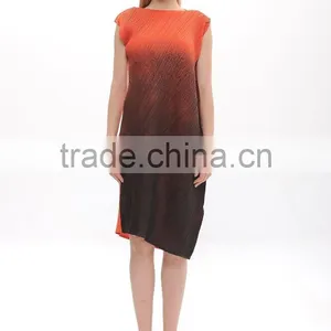 Women Wrinkle Graduated Color Irregular Hem Fashionable Dress thumbnail-3