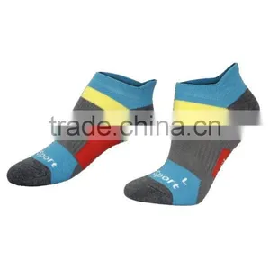 Bamboo Charcoal Yarn Under-knee Sports Ankle Socks thumbnail-5