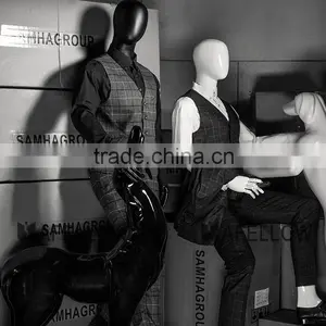 Fiberglass Egg Head Male Matt Black Movable Mannequins thumbnail-4
