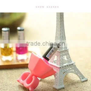 2016 New Popular DIY Salon Silicone Wearable Nail Polish Holder With 2 Finger Ring thumbnail-4