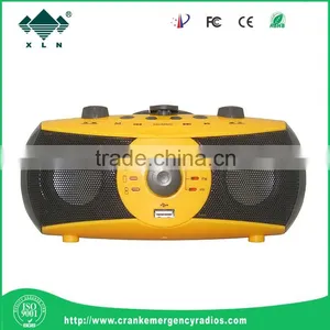 Wonderful Mini Music Speaker Powered by Hand-cranking&USB Port&4 AA Batteries Radio Flashlight for Camping Use thumbnail-1