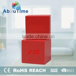2016 New Red Design Usb Square Led Wooden Clock thumbnail-2