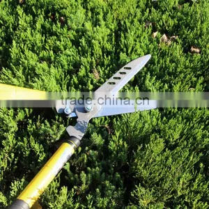 Manual Grass Trimmer thumbnail-4