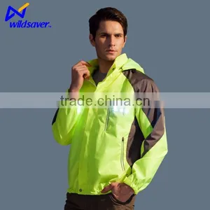100% Waterproof LED Reflective Wholesale Sports Wear thumbnail-1