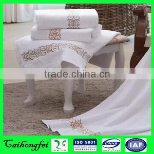 Embroidered Cheap Wholesale Hotel and Spa Cotton Bath Towel thumbnail-1