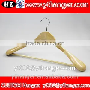 YY0530 Supplier Bulk Wide Shoulder Flat Wood Clothes Hanger Hotel Wooden Hanger thumbnail-3