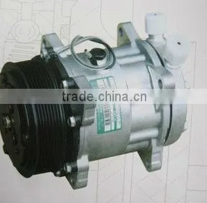 Air Conditioning Compressor of Car thumbnail-2