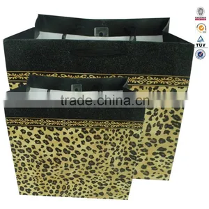 China Custom Printed Paper Bag Shopping Paper Bag Wholesale With Handles thumbnail-4