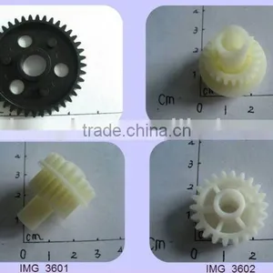 Plastic Nylon Gear thumbnail-1