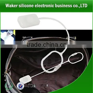 Mini Magnetic Silicone Bag Light thumbnail-5