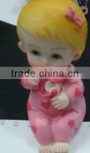 Mini Porcelain Doll thumbnail-1