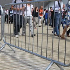 Traffic Parking Safety Bike Rack Barricade Metal Crowd Control Road Barriers Fence for Sale thumbnail-5