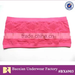 Lady Seamless Bandeau Bra Top in Jacquard thumbnail-1