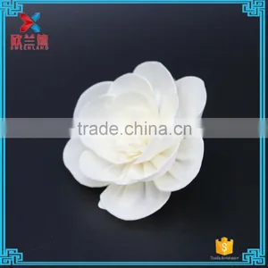 2015 New Design 8cm Hand White Camellia Sola Wood Flower for Home Decoration thumbnail-1