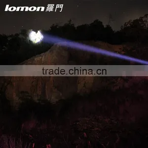 5w Wholesale Strong Light Telescopic Zoom Long Range Attack Torch thumbnail-5