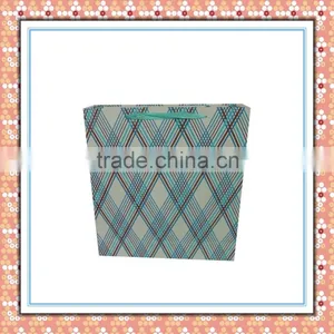 Hot Sale China Cute Cat Drawing Cute Gift Paper Bag thumbnail-6