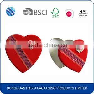 Custom Cardboard Paper Red Heart Shape Gift Box thumbnail-4