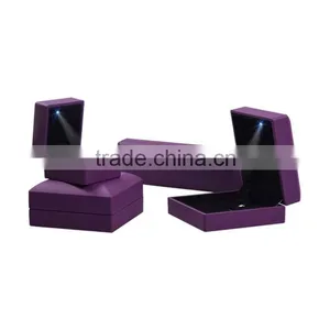 Custom Color Velvet Insert Led Jewelry Light Packaging Box thumbnail-3