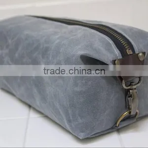 High Quality and Personalized Large Size Mens Waxed Canvas Dopp Kit Supplier's Choice thumbnail-3