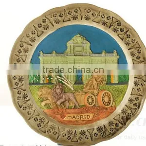 Ceramic Embossed Plate 28.5cm thumbnail-1